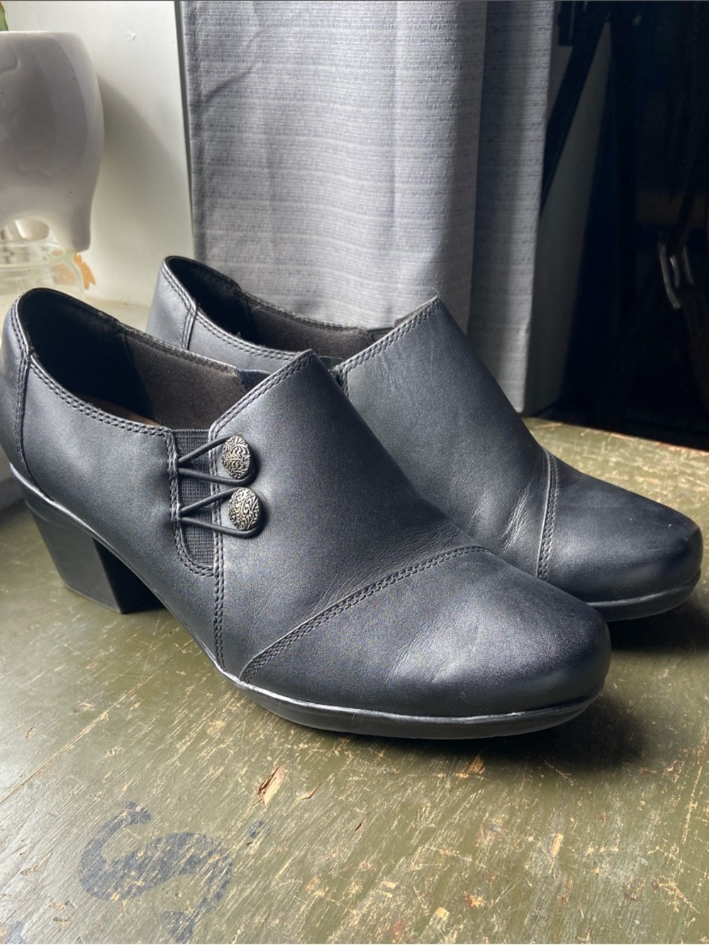 Clarks Women's Black Heeled Slip-On Dress Shoes